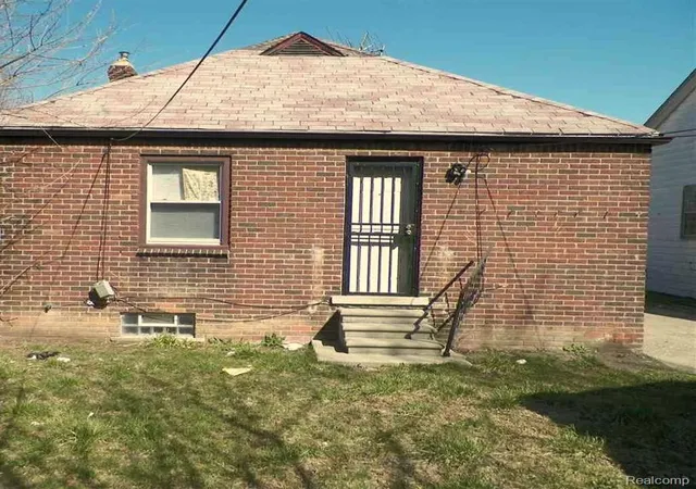 Photo 10 of Single family home for sale at 13042 Hampshire St, Detroit, MI 48213 | MLS# 20261072073 | Listing updated on 2026-09-09