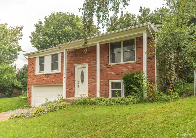 Photo 1 of Single family home for sale at 1795 David Ct, Ann Arbor, MI 48105 | MLS# 20261072080 | Listing updated on 2026-09-13