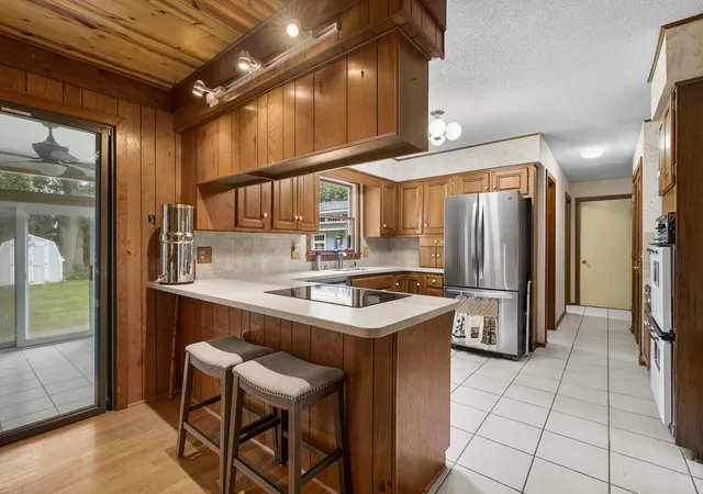 Photo 3 of Single family home for sale at 7534 Farmington Ave, Kalamazoo, MI 49009 | MLS# 66026047569 | Listing updated on 2026-09-08
