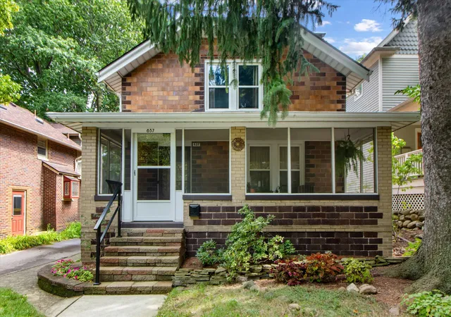 Photo 1 of Single family home for sale at 637 5th Street, Ann Arbor, MI 48103 | MLS# 81026047574 | Listing updated on 2026-09-10