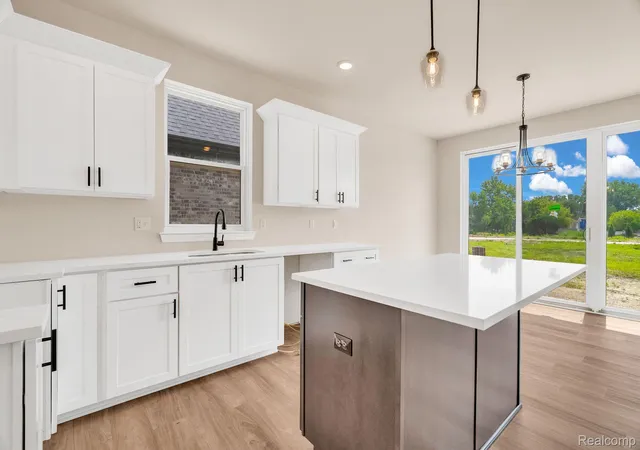 Photo 3 of Single family home for sale at 4108 Blossom Dr, Sterling Heights, MI 48314 | MLS# 20261072103 | Listing updated on 2026-09-12