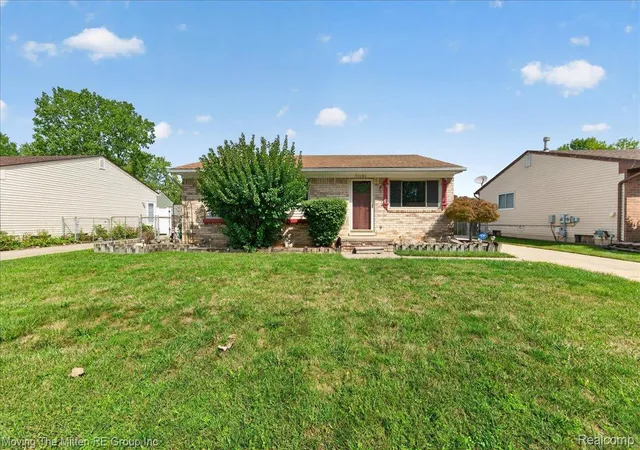 Photo 1 of Single family home for sale at 33494 Unicorn Ct, Westland, MI 48186 | MLS# 20261072112 | Listing updated on 2026-09-13