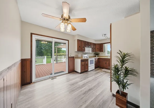 Photo 3 of Single family home for sale at 1829 N Sandstone Rd, Jackson, MI 49201 | MLS# 55026047576 | Listing updated on 2026-09-09