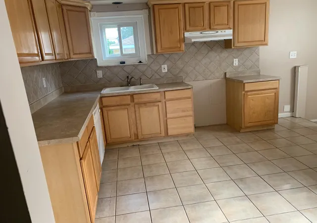 Photo 4 of Single family home for sale at 16790 Bell Ave, Eastpointe, MI 48021 | MLS# 81026047579 | Listing updated on 2026-09-08