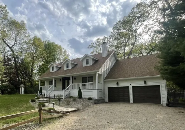 Photo 1 of Single family home for sale at 204 Talahi Trl, Michigan City, IN 46360 | MLS# 69026047587 | Listing updated on 2026-10-09