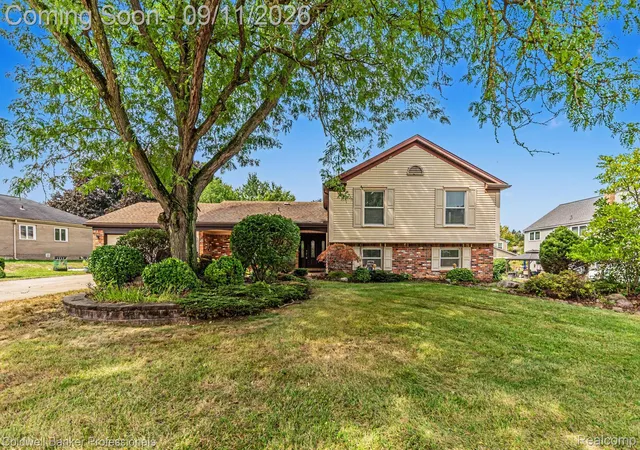 Photo 3 of Single family home for sale at 42021 Banbury Ct, Northville, MI 48168 | MLS# 20261072133 | Listing updated on 2026-09-14