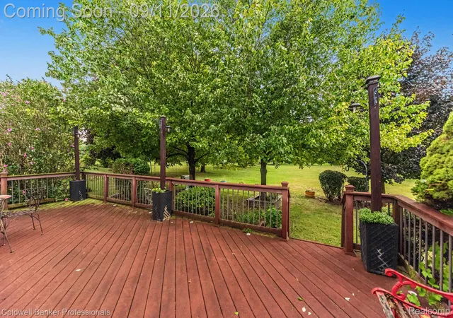 Photo 3 of Single family home for sale at 42021 Banbury Ct, Northville, MI 48168 | MLS# 20261072133 | Listing updated on 2026-09-14