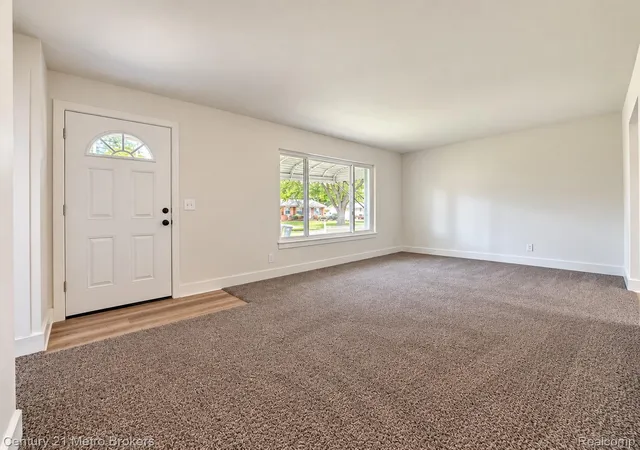 Photo 2 of Single family home for sale at 6418 Valorie Ln, Flint, MI 48504 | MLS# 20261072135 | Listing updated on 2026-09-11