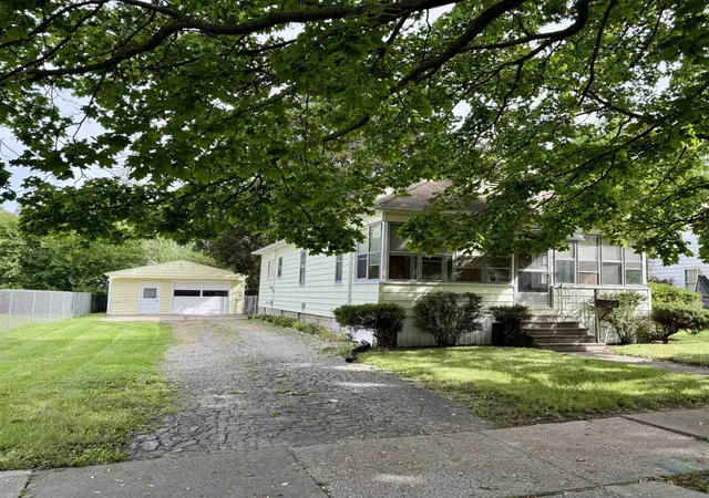 Photo 1 of Single family home for sale at 1812 Allegan St, Saginaw, MI 48602 | MLS# 5050221103 | Listing updated on 2026-09-09