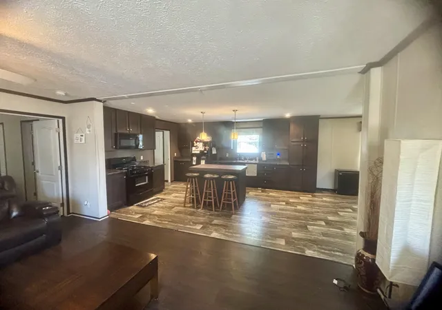 Photo 4 of Single family home for sale at 7061 W Bickett Blvd, Lansing, MI 48911 | MLS# 65026047593 | Listing updated on 2026-09-08
