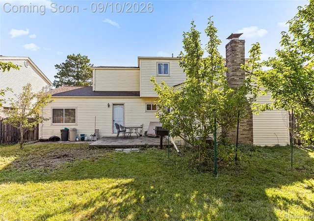 Photo 4 of Single family home for sale at 2350 Brookfield St, Canton, MI 48188 | MLS# 20261072150 | Listing updated on 2026-09-14