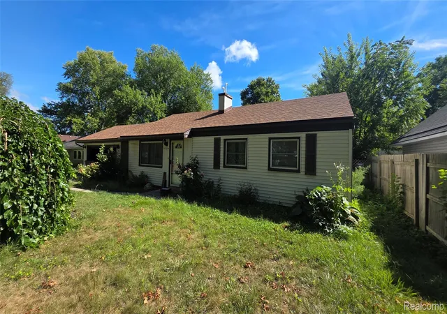 Photo 1 of Single family home for sale at 37256 Garvin St, Clinton Township, MI 48036 | MLS# 20261072149 | Listing updated on 2026-09-09