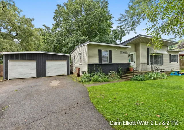 Photo 2 of Single family home for sale at 176 N State St, Woodland, MI 48897 | MLS# 65026047600 | Listing updated on 2026-09-08