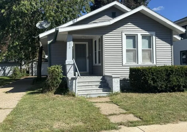 Photo 2 of Single family home for sale at 635 E Main St, Benton Harbor, MI 49022 | MLS# 66026047599 | Listing updated on 2026-09-08