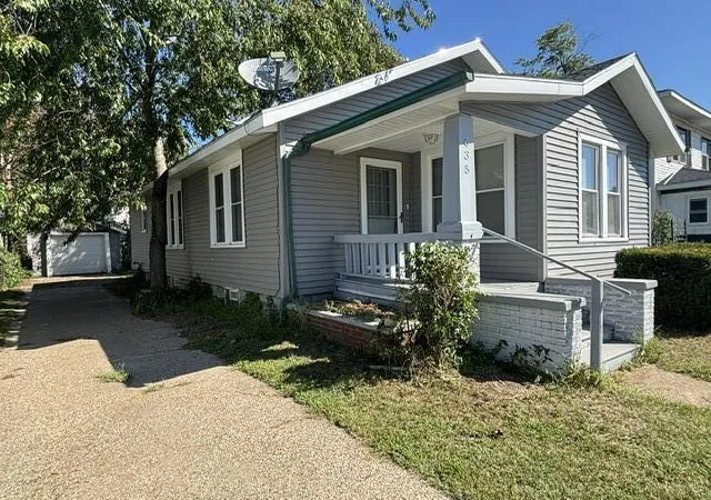 Photo 3 of Single family home for sale at 635 E Main St, Benton Harbor, MI 49022 | MLS# 66026047599 | Listing updated on 2026-09-08
