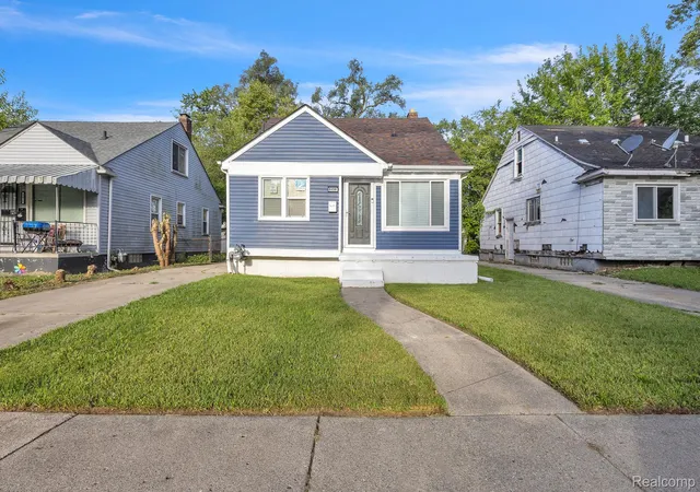 Photo 3 of Single family home for sale at 8459 Pierson St, Detroit, MI 48228 | MLS# 20261072153 | Listing updated on 2026-09-11