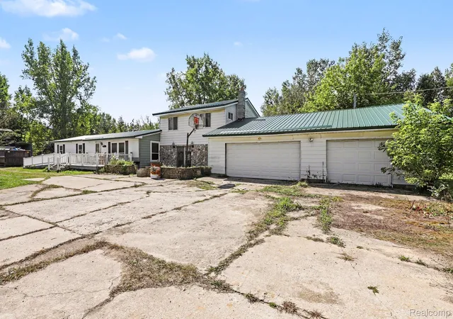 Photo 1 of Sale Pending at 3540 Lee Hl Rd, Mayville, MI 48744 | MLS# 20261072157 | Listing updated on 2026-10-21