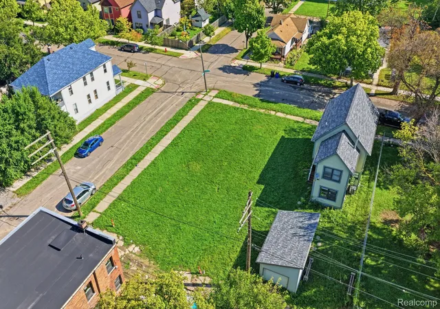 Photo 2 of Land for sale at 2943 Cochrane St, Detroit, MI 48216 | MLS# 20261072174 | Listing updated on 2026-09-11
