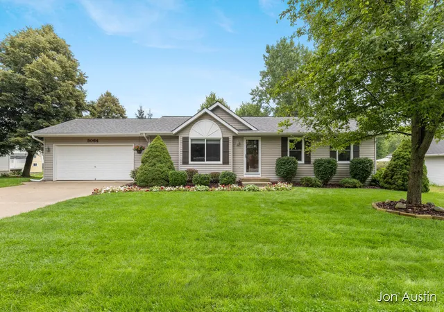 Photo 1 of Sale Pending at 5064 Shinnecock Hills Dr Nw, Comstock Park, MI 49321 | MLS# 65026047616 | Listing updated on 2026-09-14