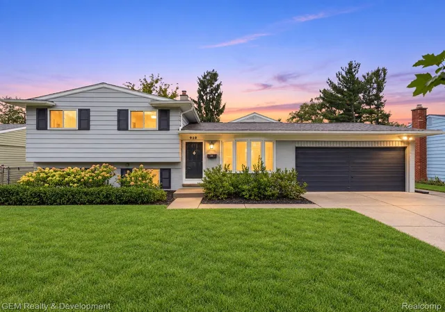 Photo 1 of Single family home for sale at 910 Virginia St, Plymouth, MI 48170 | MLS# 20261072187 | Listing updated on 2026-09-15