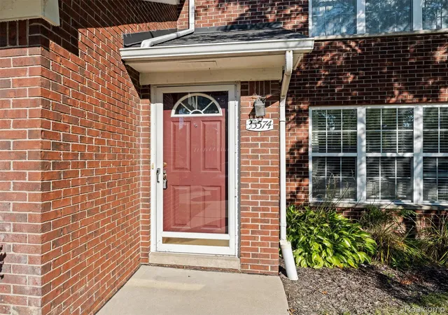 Photo 3 of Condo for sale at 33574 Utica Rd, Fraser, MI 48026 | MLS# 20261072189 | Listing updated on 2026-09-11