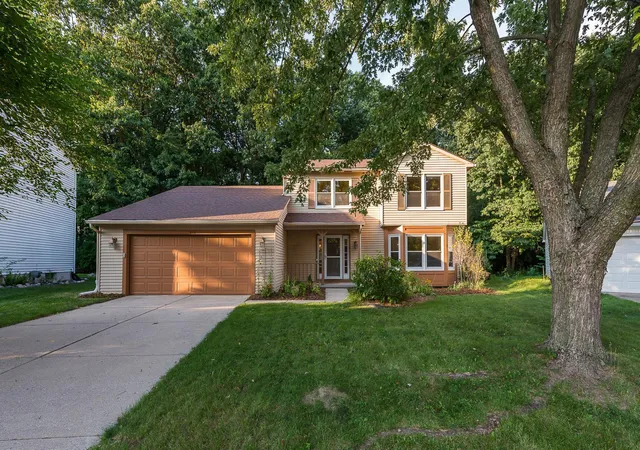 Photo 1 of Single family home for sale at 312 Burr Oak Dr, Ann Arbor, MI 48103 | MLS# 81026047621 | Listing updated on 2026-09-10