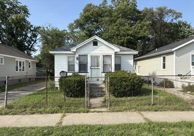 Photo 1 of Single family home for sale at 1106 E Laketon Ave, Muskegon, MI 49442 | MLS# 65026047618 | Listing updated on 2026-09-15