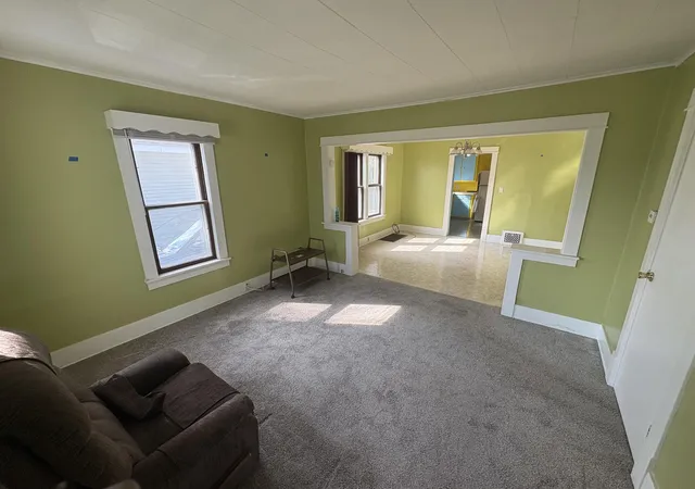 Photo 3 of Single family home for sale at 1106 E Laketon Ave, Muskegon, MI 49442 | MLS# 65026047618 | Listing updated on 2026-09-15