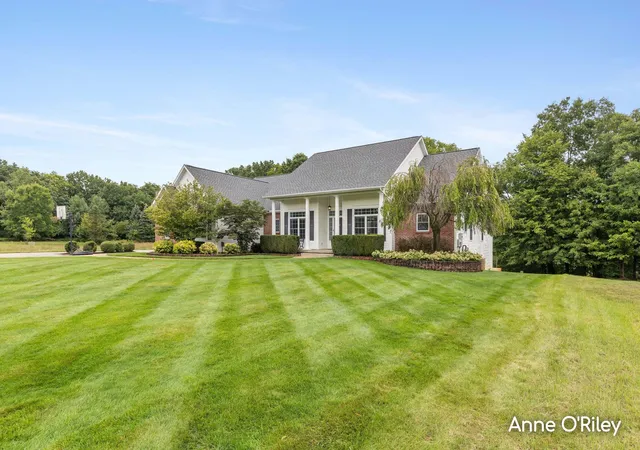Photo 2 of Single family home for sale at 2060 Dakota Trl, Hastings, MI 49058 | MLS# 65026047617 | Listing updated on 2026-09-12