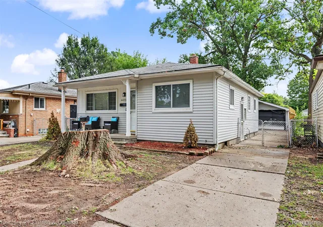 Photo 1 of Single family home for sale at 4455 Hipp St, Dearborn Heights, MI 48125 | MLS# 20261072197 | Listing updated on 2026-09-11