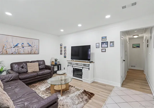 Photo 2 of Single family home for sale at 4455 Hipp St, Dearborn Heights, MI 48125 | MLS# 20261072197 | Listing updated on 2026-09-11