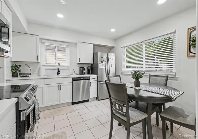 Photo 4 of Single family home for sale at 4455 Hipp St, Dearborn Heights, MI 48125 | MLS# 20261072197 | Listing updated on 2026-09-11
