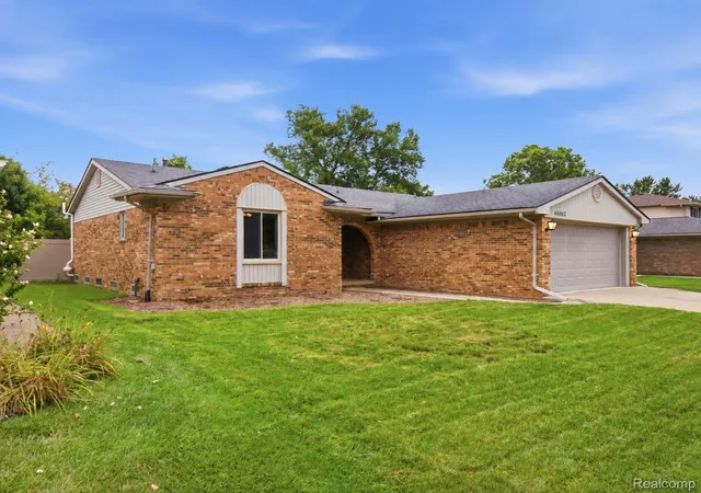 Photo 3 of Single family home for sale at 46462 Peach Grv Ave, Macomb, MI 48044 | MLS# 20261072199 | Listing updated on 2026-09-11