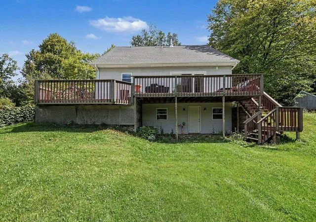 Photo 3 of Single family home for sale at 755 N Lakeview Dr, Hale, MI 48739 | MLS# 77080073322 | Listing updated on 2026-09-11