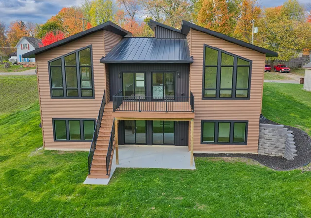 Photo 3 of Single family home for sale at 315 W High St, Union City, MI 49094 | MLS# 62026047626 | Listing updated on 2026-09-09