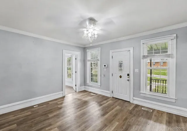 Photo 3 of Single family home for sale at 409 Fleming St, Howell, MI 48843 | MLS# 20261072208 | Listing updated on 2026-09-17