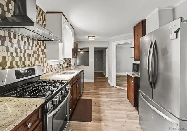 Photo 4 of Single family home for sale at 409 Fleming St, Howell, MI 48843 | MLS# 20261072208 | Listing updated on 2026-09-27