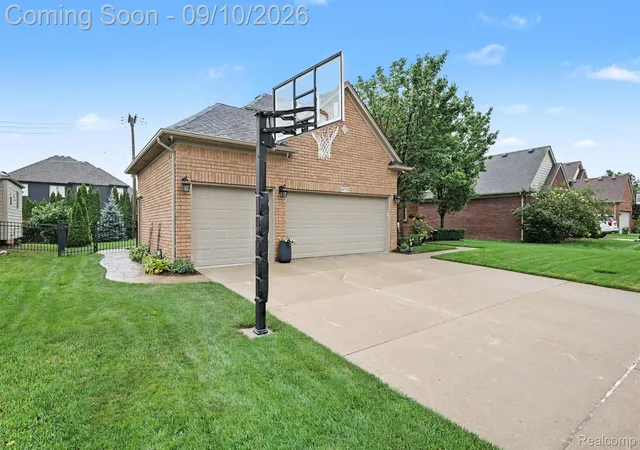 Photo 3 of Single family home for sale at 49756 Labaere Dr, Macomb, MI 48044 | MLS# 20261072213 | Listing updated on 2026-09-12