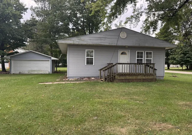 Single family home for sale at 304 E South St, Athens, MI 49011 | MLS# 64026047629