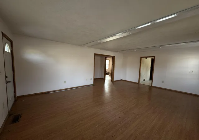Photo 3 of Single family home for sale at 304 E South St, Athens, MI 49011 | MLS# 64026047629 | Listing updated on 2026-09-09