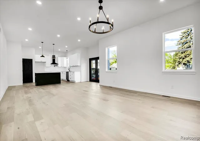 Photo 4 of Single family home for sale at 1876 Mckinley St, Wyandotte, MI 48192 | MLS# 20261072215 | Listing updated on 2026-10-21