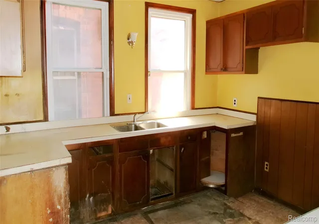 Photo 3 of Single family home for sale at 5783 Lawton St, Detroit, MI 48208 | MLS# 20261072218 | Listing updated on 2026-09-10