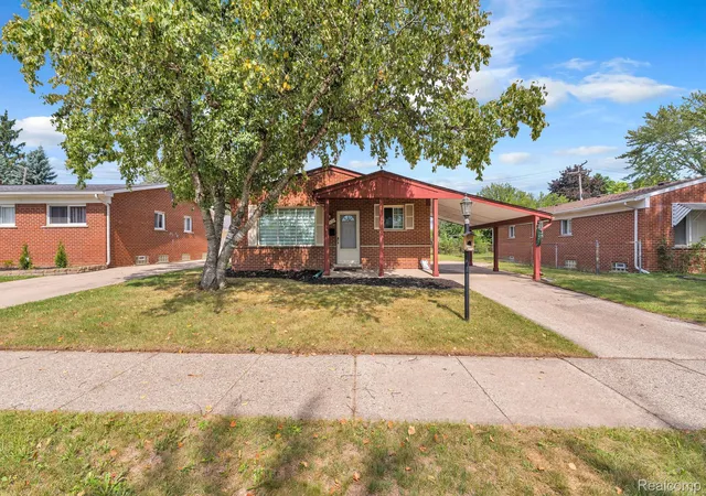Photo 1 of Sale Pending at 27330 Midway St, Dearborn Heights, MI 48127 | MLS# 20261072224 | Listing updated on 2026-09-17