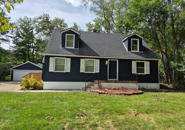Photo 1 of Single family home for sale at 25725 Dunbar St, Southfield, MI 48033 | MLS# 81026047643 | Listing updated on 2026-09-15