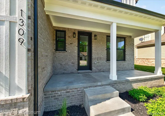 Photo 3 of Single family home for sale at 1309 Walloon Way, Lake Orion, MI 48360 | MLS# 20261072251 | Listing updated on 2026-09-12