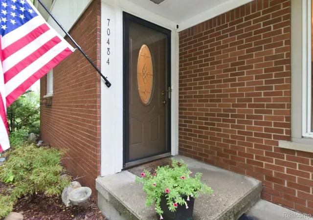 Photo 2 of Single family home for sale at 70484 N Main St, Richmond, MI 48062 | MLS# 20261072261 | Listing updated on 2026-09-09