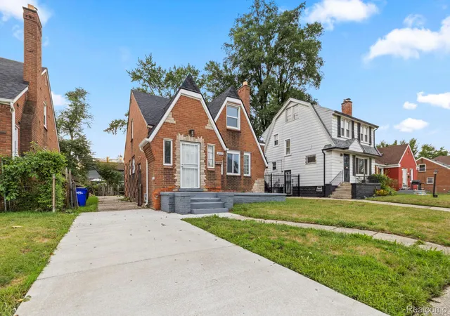 Photo 2 of Single family home for sale at 14035 Rutherford St, Detroit, MI 48227 | MLS# 20261072260 | Listing updated on 2026-09-12