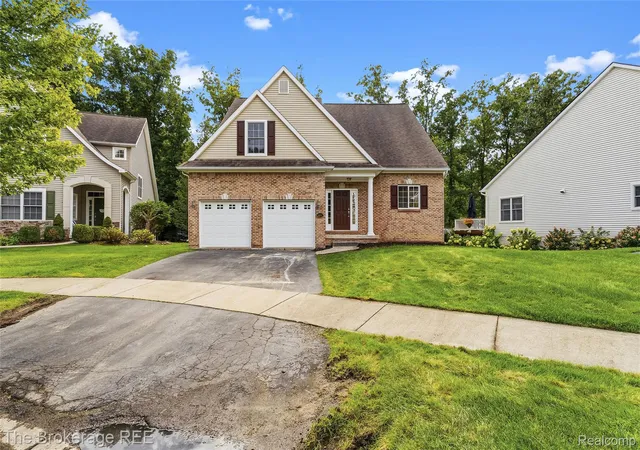 Photo 2 of Single family home for sale at 10199 Edgewood Dr, Grand Blanc, MI 48439 | MLS# 20261072264 | Listing updated on 2026-09-13