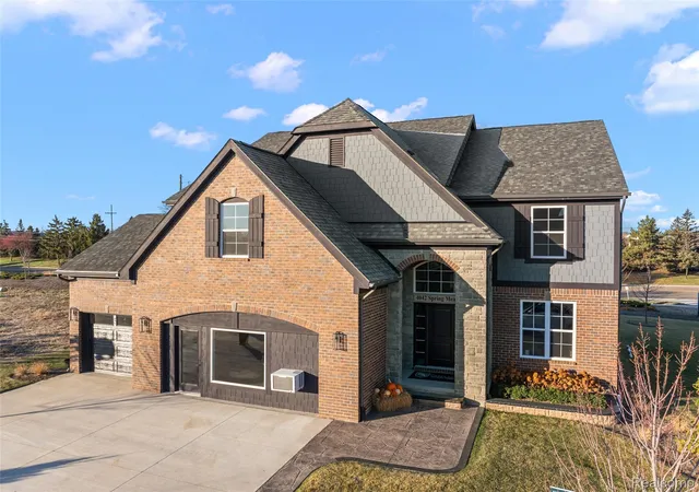Photo 3 of Single family home for sale at 26644 Hidden Ridge Dr, Chesterfield Township Macomb, MI 48051 | MLS# 20261072265 | Listing updated on 2026-10-17