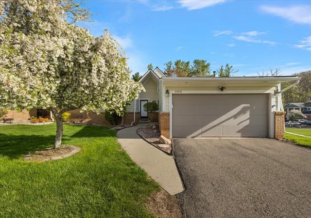 Photo 2 of Condo for sale at 35052 Meadow Ln, Farmington Hills, MI 48335 | MLS# 81026047648 | Listing updated on 2026-09-09